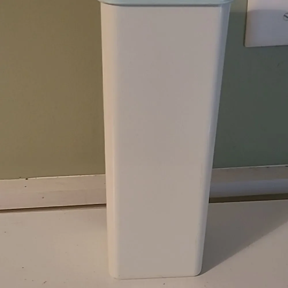 Tupperware Velveeta Keeper